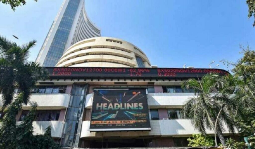 Stock market में उत्साह जारी, सेंसेक्स नए ऊँचाई पर खुला, निफ्टी 24,400 के पार