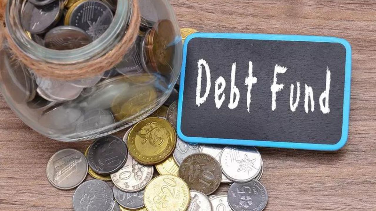 FD vs Debt Funds: FD या Debt Fund, किसमें आपका पैसा सुरक्षित रहेगा और आपको मिलेगा मजबूत रिटर्न?
